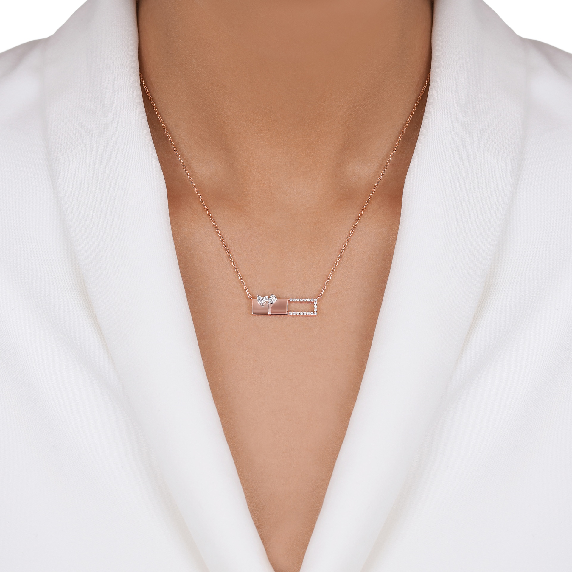 LUST PENDANT