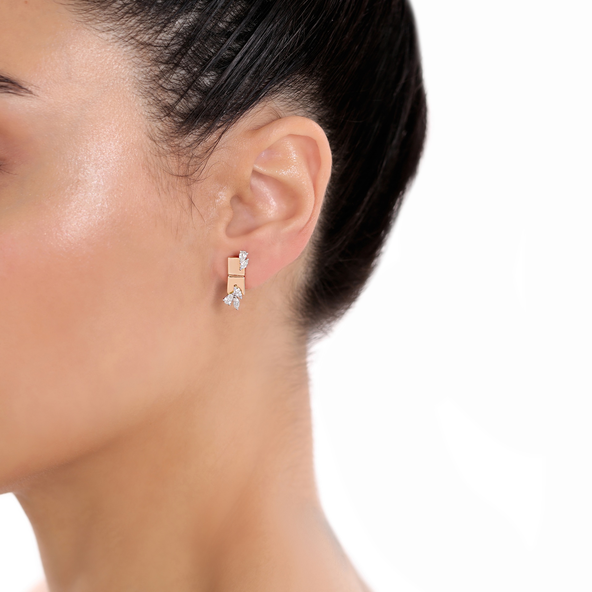 LUST EARRING