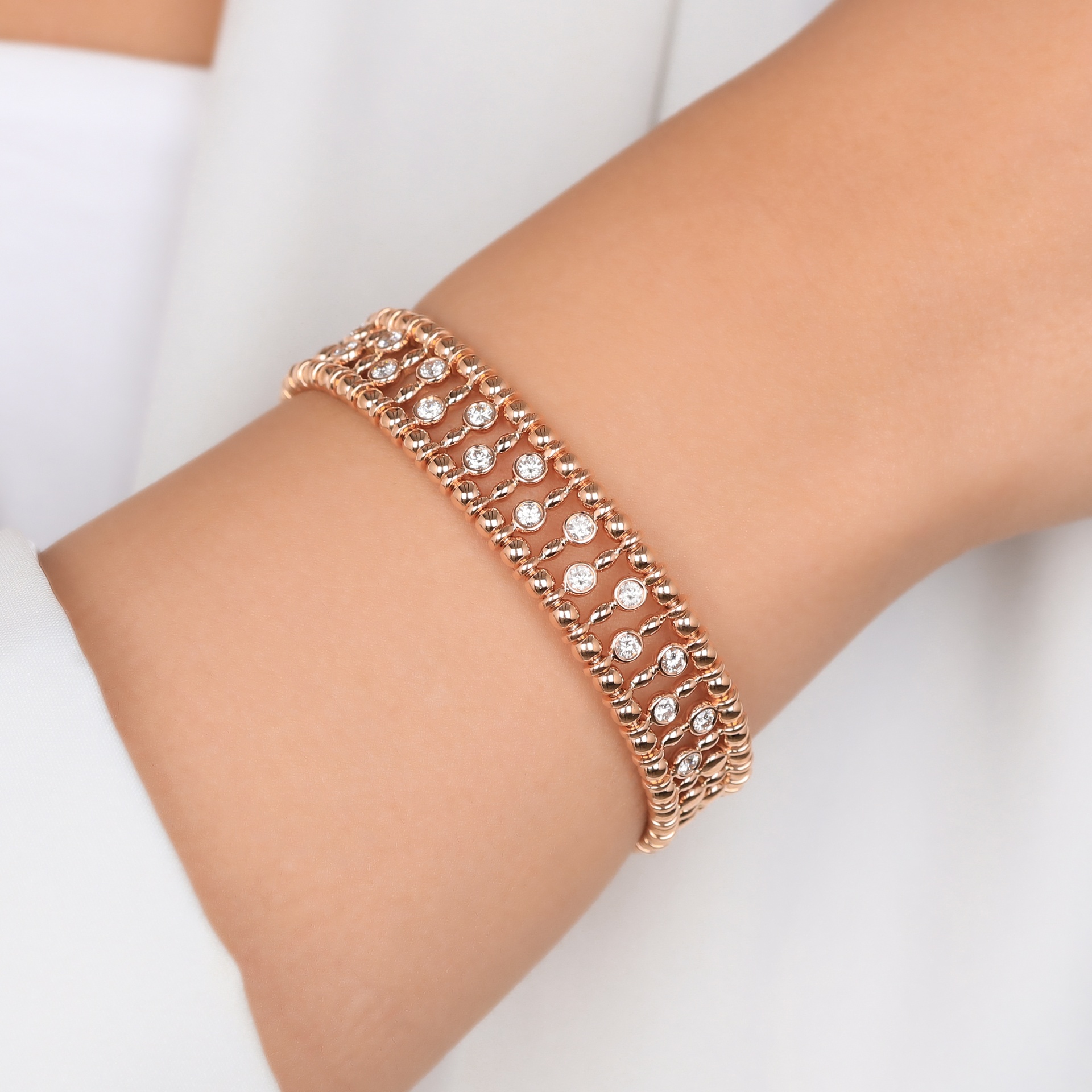 BLING BANGLE