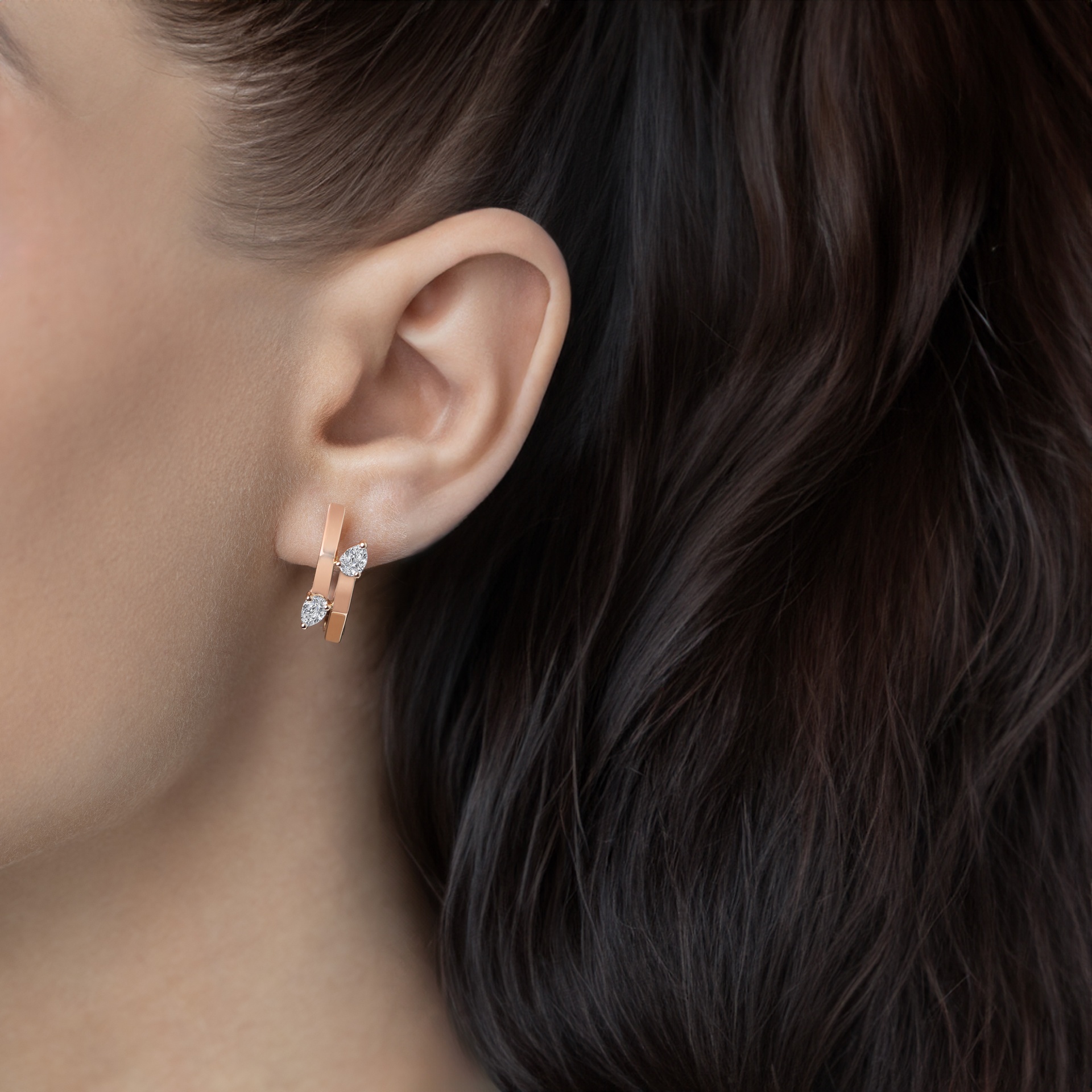 LUSSO EARRING