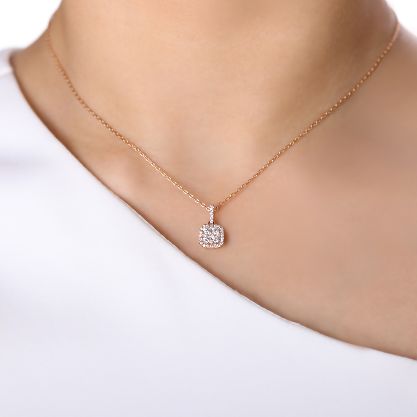 STELLAROSA PENDANT