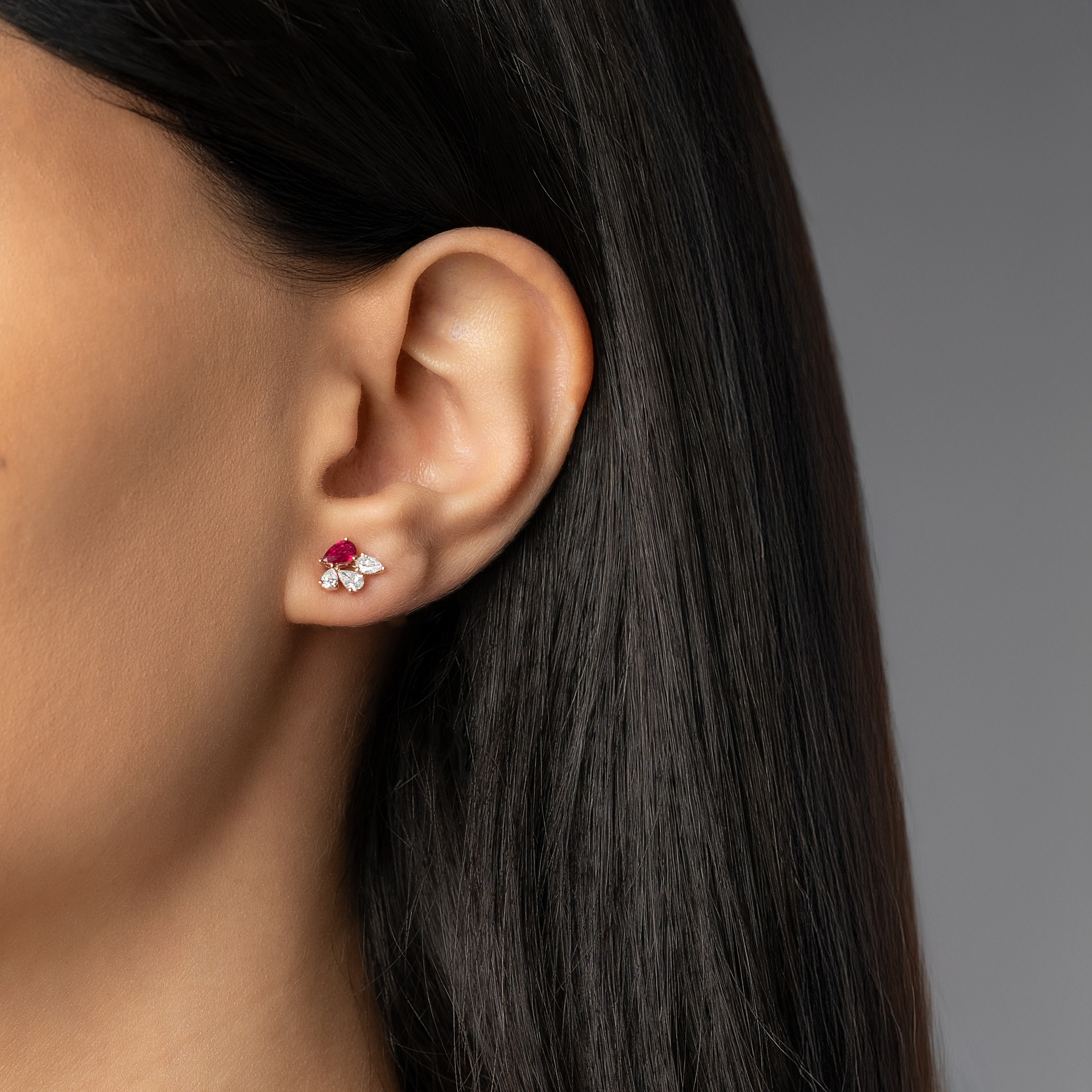 HIGH JEWELRY EARRING