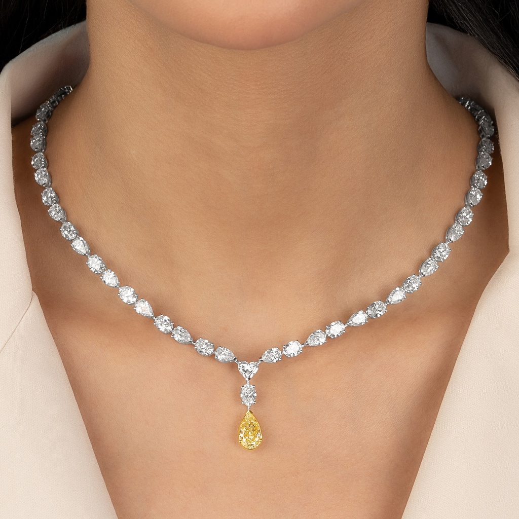 HIGH JEWELRY NECKLACE