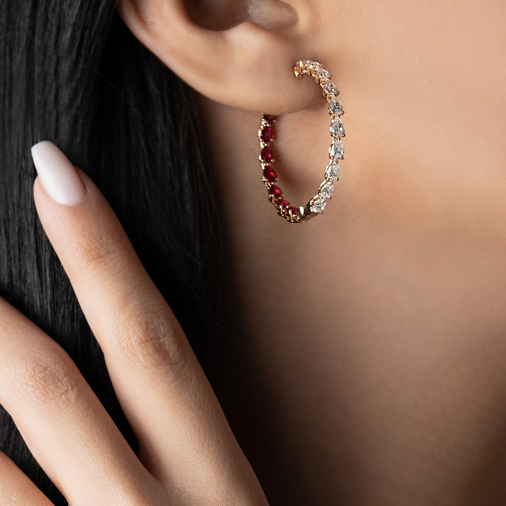 HIGH JEWELRY EARRING