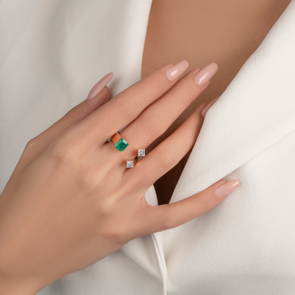 HIGH JEWELRY RING
