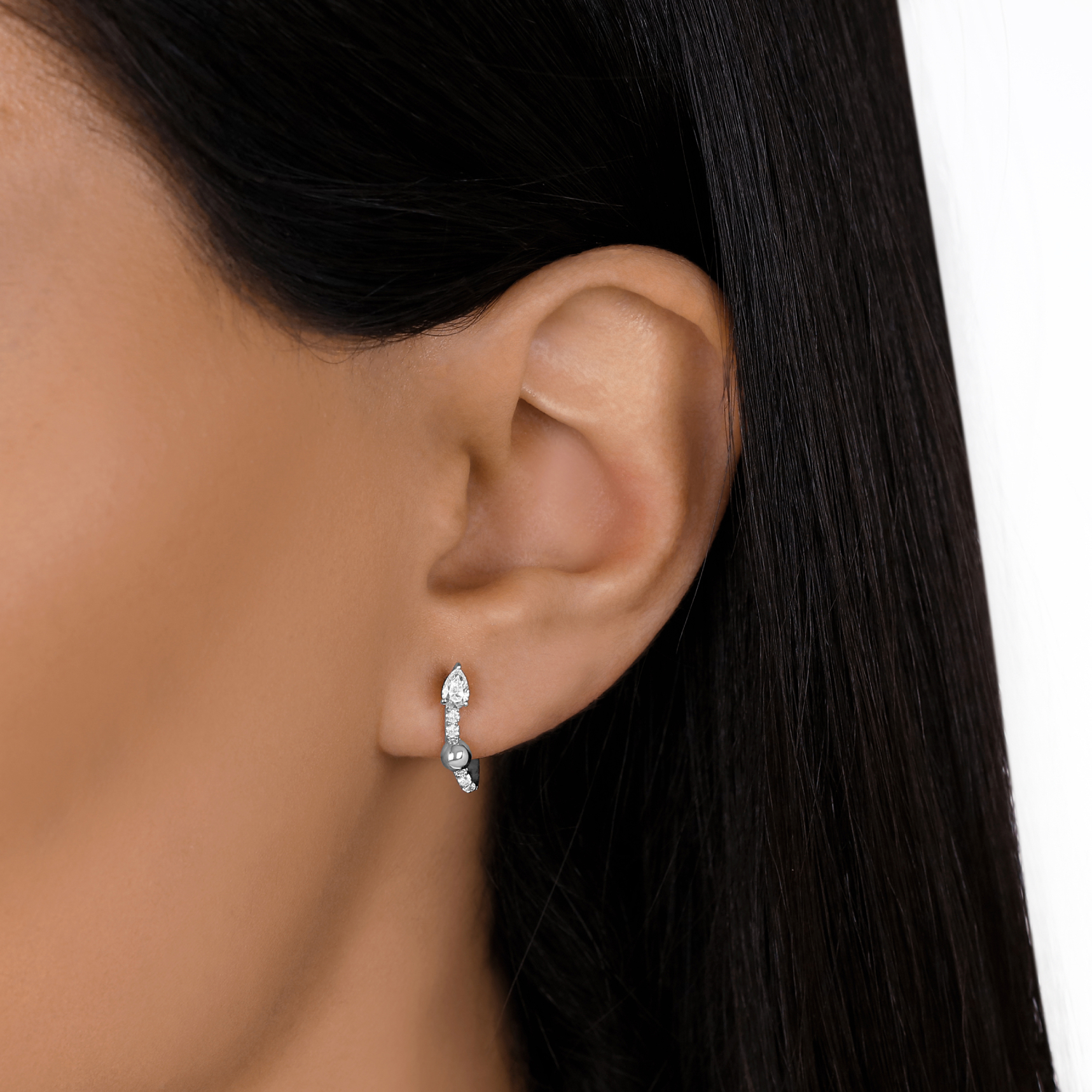 LUSSO EARRING