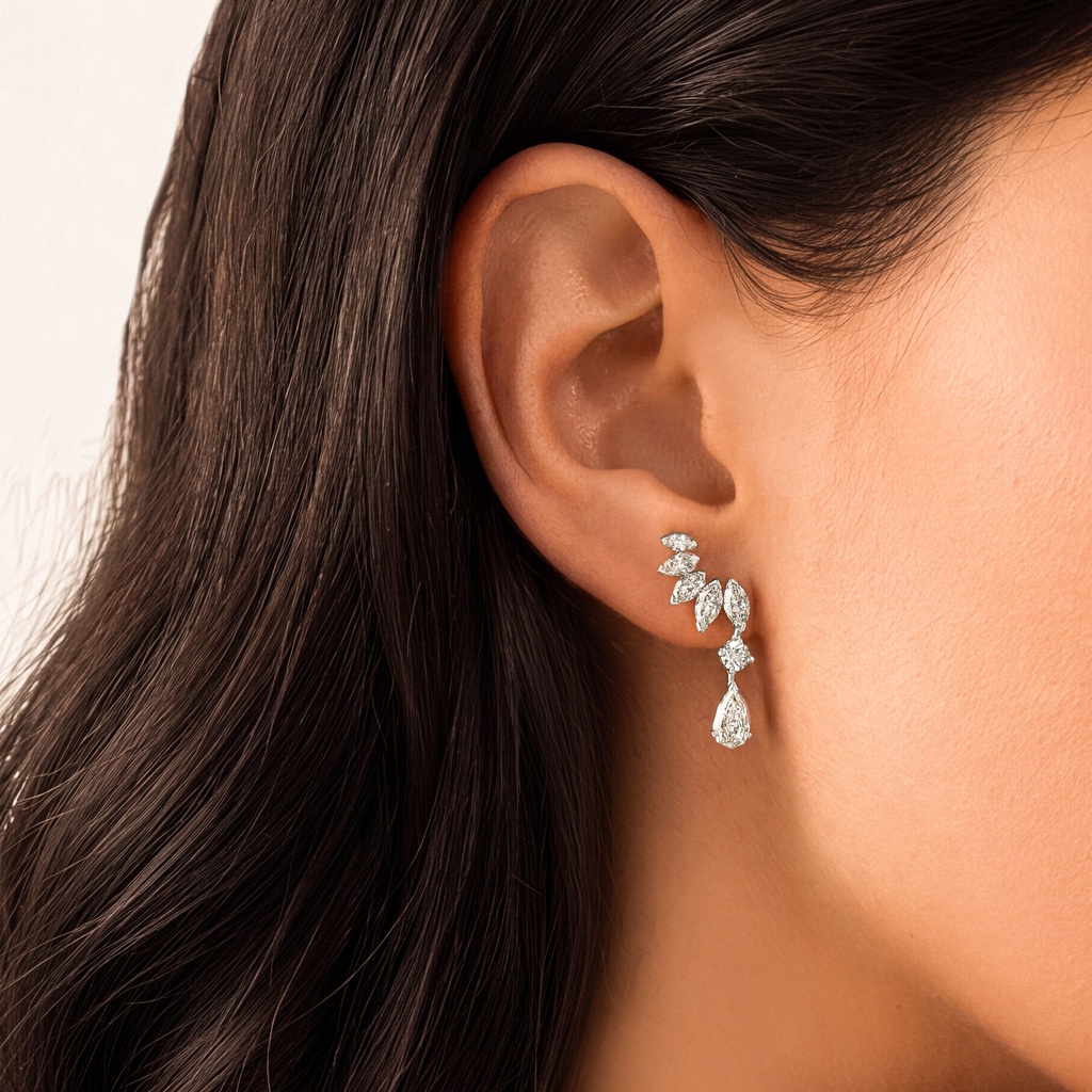 HIGH JEWELRY EARRING