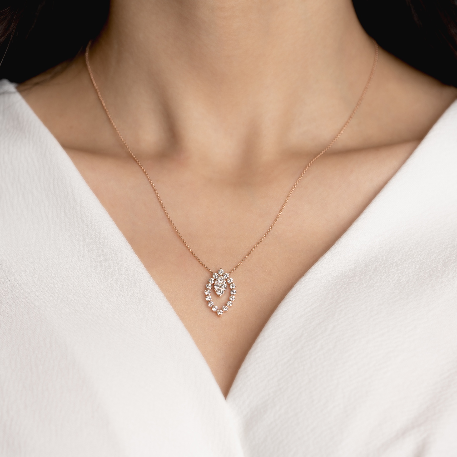 STELLAROSA PENDANT